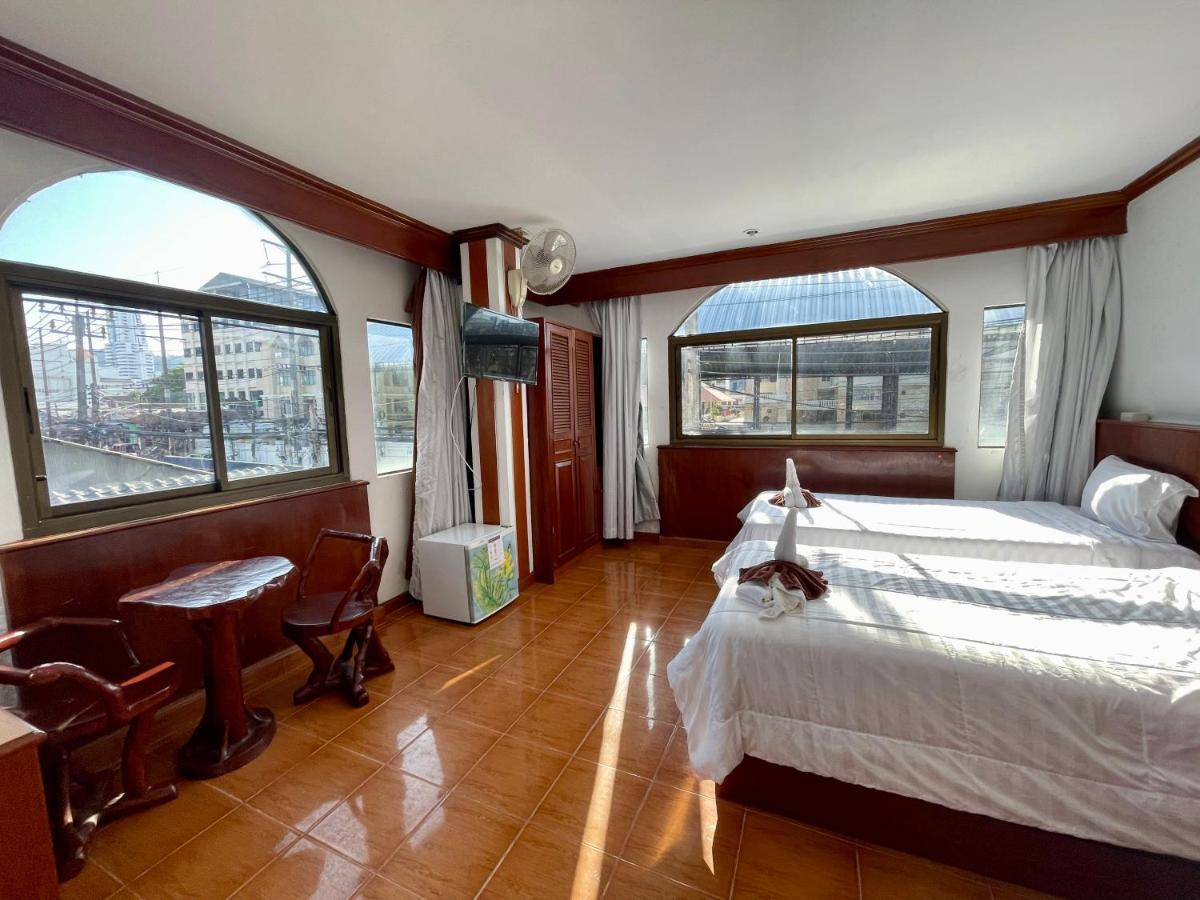 Centre Point Patong Hotell Eksteriør bilde