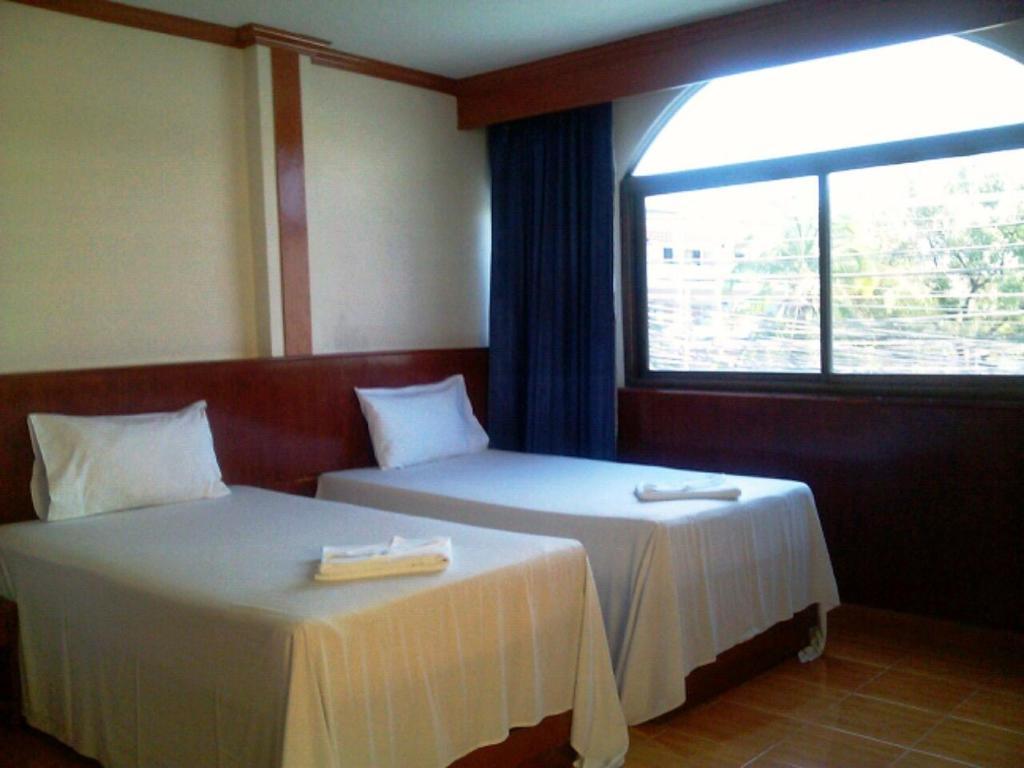 Centre Point Patong Hotell Rom bilde