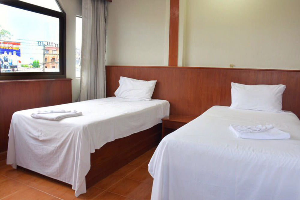 Centre Point Patong Hotell Eksteriør bilde
