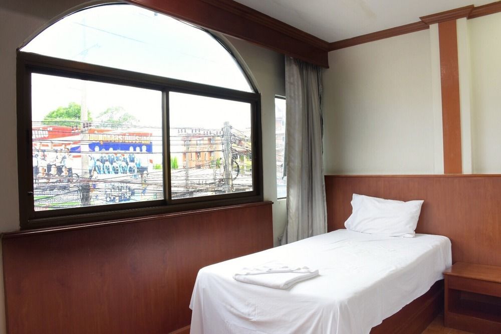 Centre Point Patong Hotell Eksteriør bilde