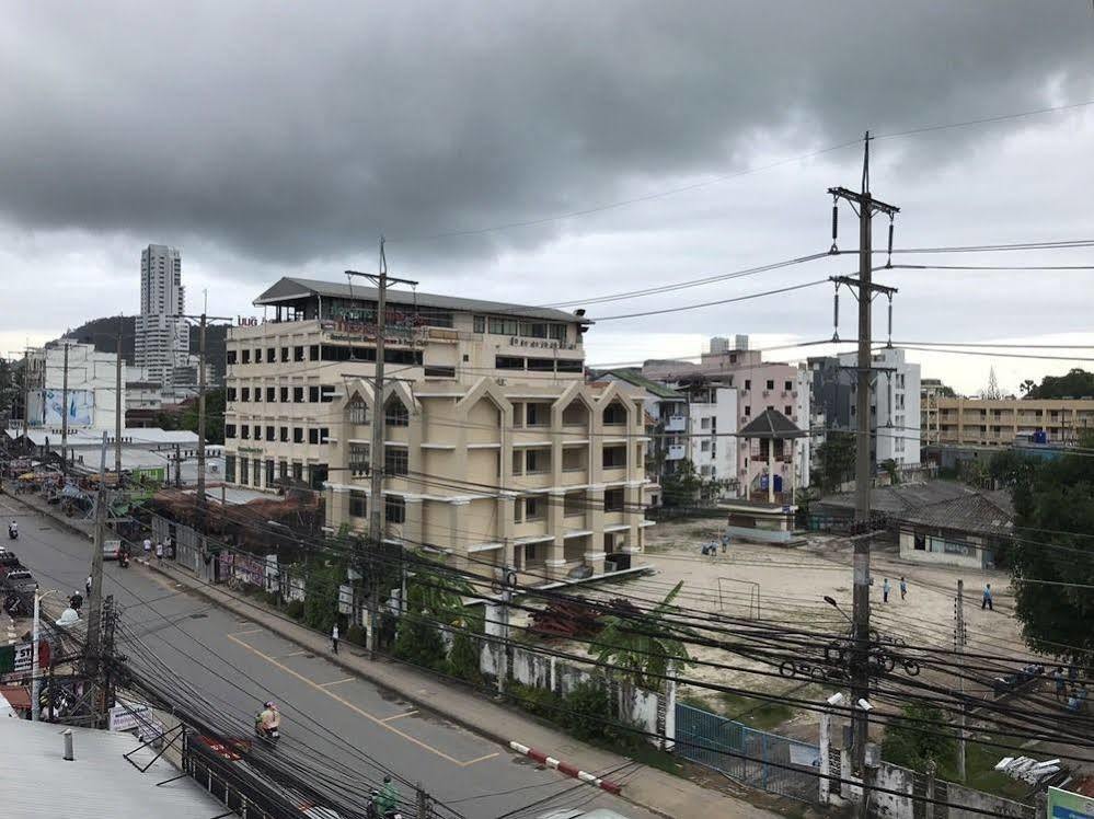 Centre Point Patong Hotell Eksteriør bilde